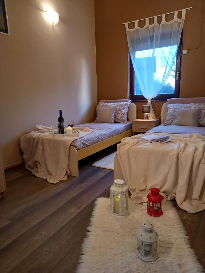 Guest House Studio Apartman Marina - With Jacuzzi, Free Parking, Pet Friendly Karlovac Εξωτερικό φωτογραφία